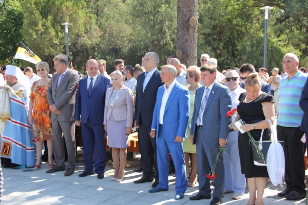 Людмила Лубина приняла участие в открытии памятника императрице Екатерине II в крымской столице - «Правам человека»