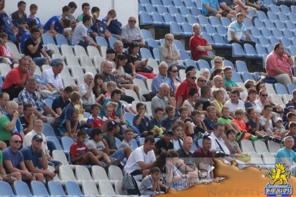 «Крымтеплица» разгромила «Евпаторию» в центральном матче второго тура чемпионата Премьер-лиги КФС (ФОТО) - «Культура Крыма»