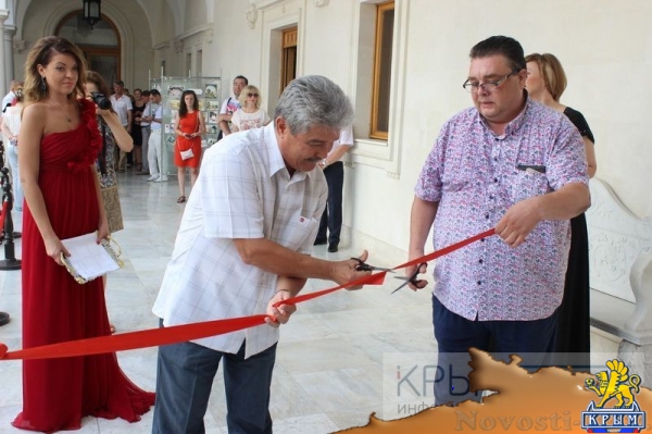 Выставка редких фотографий лидеров кубинской революции открылась в Ливадийском дворце (ФОТО) - «Культура Крыма»