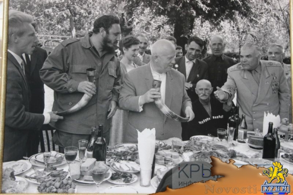Выставка редких фотографий лидеров кубинской революции открылась в Ливадийском дворце (ФОТО) - «Культура Крыма»