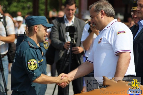 Пожарно-спасательные подразделения ЮБК получили новую технику и экипировку на 300 млн руб (ФОТО) - «Спорт Крыма»