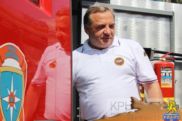 Пожарно-спасательные подразделения ЮБК получили новую технику и экипировку на 300 млн руб (ФОТО) - «Спорт Крыма»