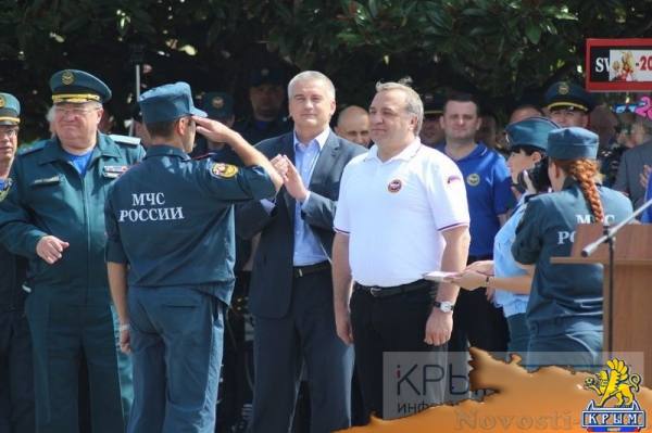 Пожарно-спасательные подразделения ЮБК получили новую технику и экипировку на 300 млн руб (ФОТО) - «Спорт Крыма»