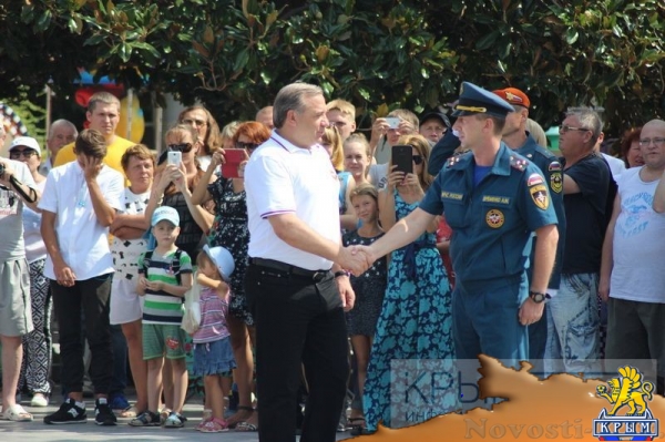 Пожарно-спасательные подразделения ЮБК получили новую технику и экипировку на 300 млн руб (ФОТО) - «Спорт Крыма»