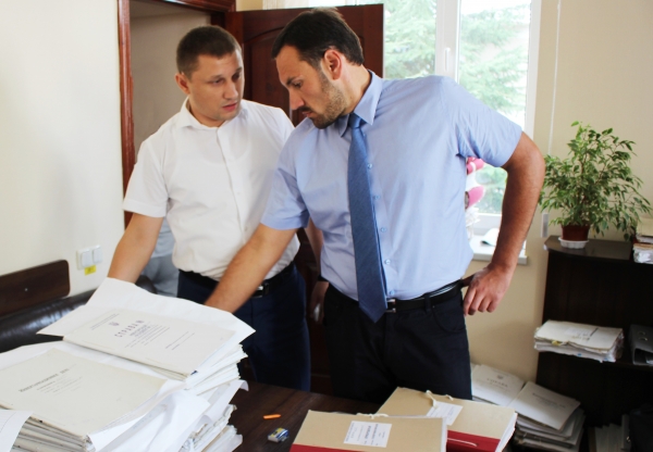 Специалисты Госкомрегистра собрали архивные документы на 1500 строений в 100-метровой прибрежной зоне — Александр Спиридонов - «Госкомрегистр»