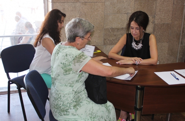 До конца августа руководство Госкомрегистра посетит с проверкой еще 7 теротделов и ответит на интересующие вопросы заявителей — Александр Спиридонов - «Госкомрегистр»