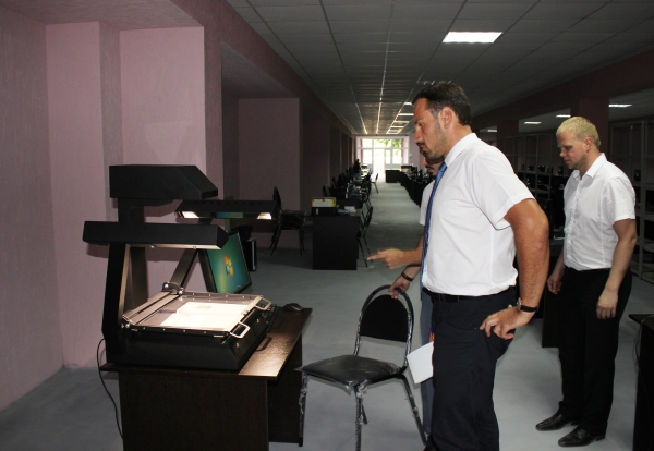 Оцифровывать архивы «БТИ» будут круглосуточно, в 3 смены более 500 специалистов — Александр Спиридонов - «Госкомрегистр»