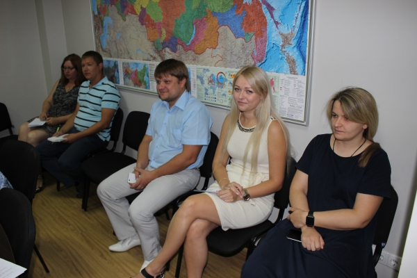 Регистраторы должны использовать в работе базу сведений об арестах и ограничениях на недвижимость — зампредседателя Госкомрегистра - «Госкомрегистр»