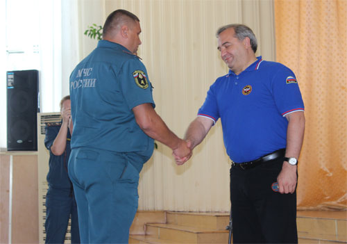 Глава МЧС России Владимир Пучков: за прошедшие два с половиной года мы сделали мощный рывок по оснащению пожарно-спасательных подразделений Крыма - «МЧС»