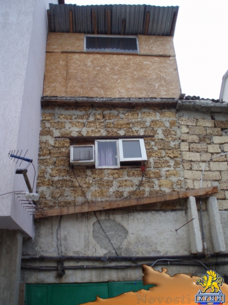 Отдых в Алуште. Продаётся трехуровневый гараж в Алуште. Отдых в Крыму 2016 - жильё в Крыму без посредников - «Отдых в Алуште»