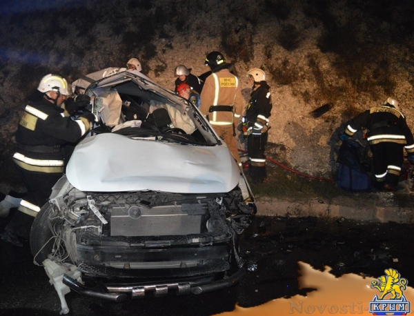 В ДТП на трассе Симферополь-Севастополь погибли три человека (ФОТО)  - «Происшествия»