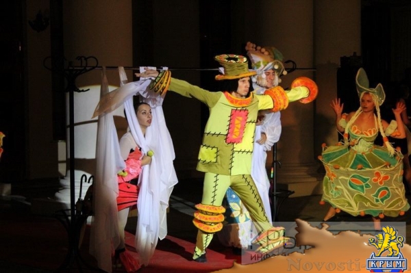 Международный фестиваль «Театр. Чехов. Ялта» открылся в восьмой раз (ФОТО) - «Спорт Крыма»