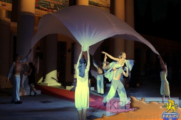 Международный фестиваль «Театр. Чехов. Ялта» открылся в восьмой раз (ФОТО) - «Спорт Крыма»