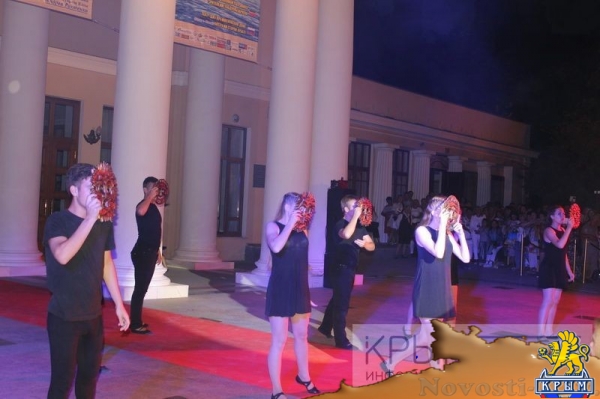 Международный фестиваль «Театр. Чехов. Ялта» открылся в восьмой раз (ФОТО) - «Спорт Крыма»