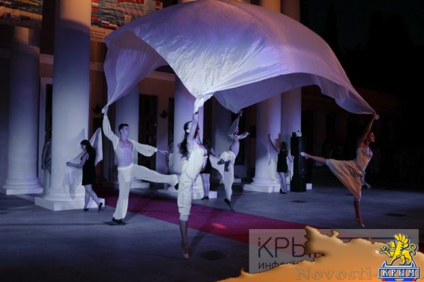 Международный фестиваль «Театр. Чехов. Ялта» открылся в восьмой раз (ФОТО) - «Спорт Крыма»