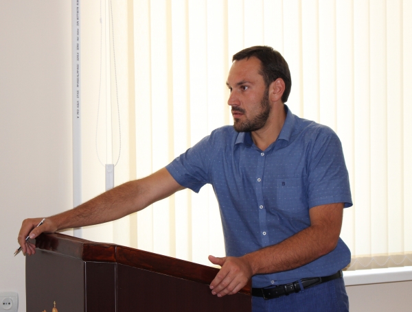 Должностные лица, умышленно нарушившие установленный порядок регистрации, могут лишиться свободы на срок до 10 лет — Александр Спиридонов - «Госкомрегистр»