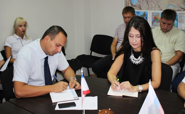 В Госкомрегистре разработают программу автоматического распределения дел, поступающих на госрегистрацию - «Госкомрегистр»