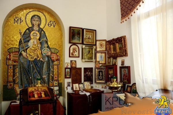 Бюст Николая II появился у входа в прокурорскую часовню в Симферополе (ФОТО) - «Культура Крыма» Бюст Николая II появился у входа в прокурорскую часовню в Симферополе (ФОТО) - «Культура Крыма»