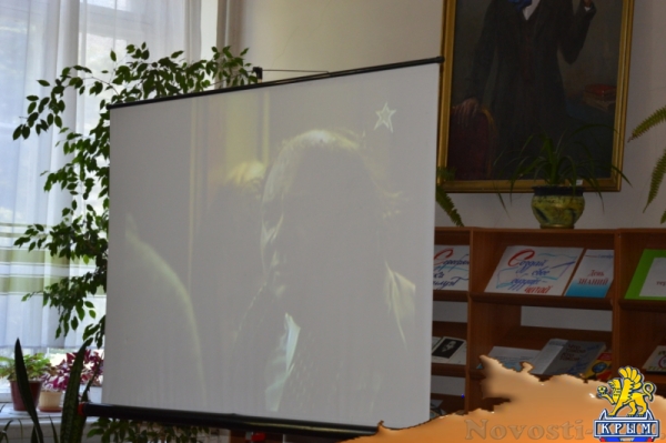 В главной библиотеке столицы Крыма прошел историко-культурный вечер памяти народного артиста СССР Евгения Леонова (ФОТО) - «Общество Крыма»