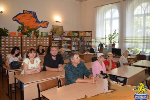 В главной библиотеке столицы Крыма прошел историко-культурный вечер памяти народного артиста СССР Евгения Леонова (ФОТО) - «Общество Крыма»