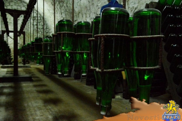 Новое премиальное шампанское завода «Новый Свет» – «Золотой Рислинг Крыма» – поступит в продажу на следующей неделе (ФОТО) - «Спорт Крыма»