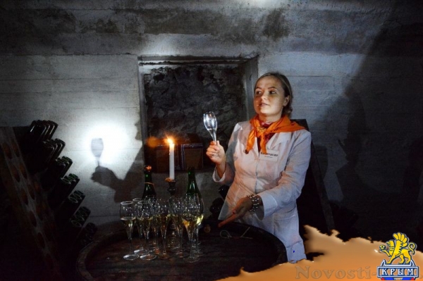 Новое премиальное шампанское завода «Новый Свет» – «Золотой Рислинг Крыма» – поступит в продажу на следующей неделе (ФОТО) - «Спорт Крыма»