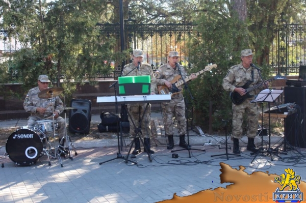 В Симферополе отпраздновали День танкиста (ФОТО) - «Симферополь» В Симферополе отпраздновали День танкиста (ФОТО) - «Симферополь»