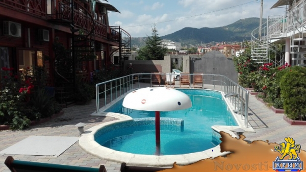 Отдых в Судаке. Гостиница с баcсейном в Судаке для отдыха летом 2016 Отдых в Крыму 2016 - жильё в Крыму без посредников - «Отдых в Судаке»