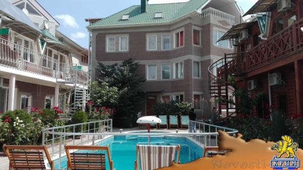 Отдых в Судаке. Гостиница с баcсейном в Судаке для отдыха летом 2016 Отдых в Крыму 2016 - жильё в Крыму без посредников - «Отдых в Судаке»