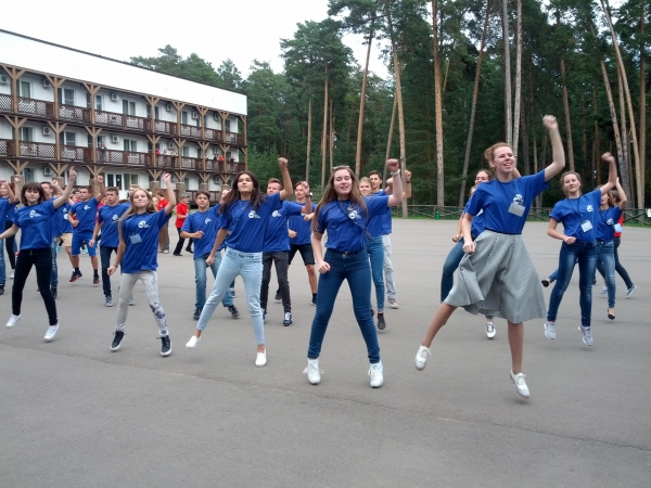 Уполномоченный по правам ребенка в Республике Крым приняла участие во Всероссийский детский форум под названием «Дети. Россия. Будущее» - «Правам ребёнка»