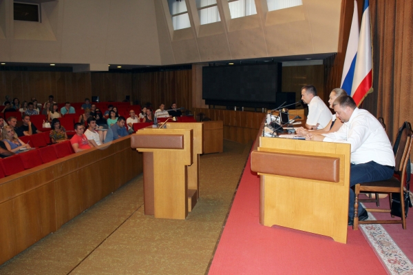 Госкомрегистр провел первый всекрымский семинар-совещание с кадастровыми инженерами - «Госкомрегистр»