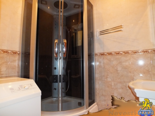 Отдых в Приморском. Отдых в 2-х комн. квартире со всеми удобствами,1-й этаж. До моря 50 м, пляж-песок или галька . Отдых в Крыму 2016 - жильё в Крыму без посредников - «Отдых в Приморском»