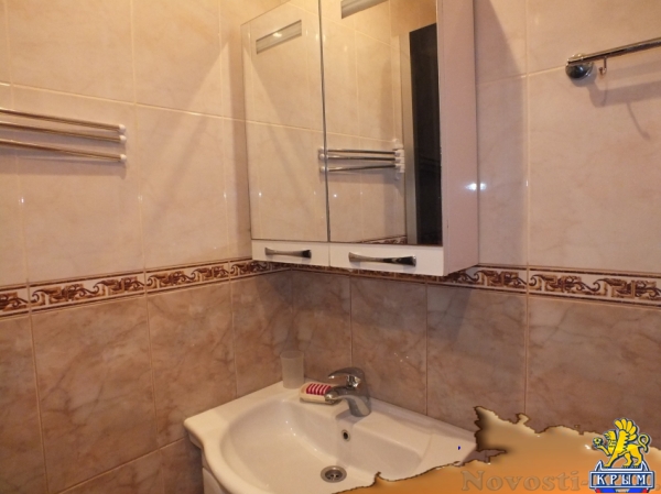 Отдых в Приморском. Отдых в 2-х комн. квартире со всеми удобствами,1-й этаж. До моря 50 м, пляж-песок или галька . Отдых в Крыму 2016 - жильё в Крыму без посредников - «Отдых в Приморском»