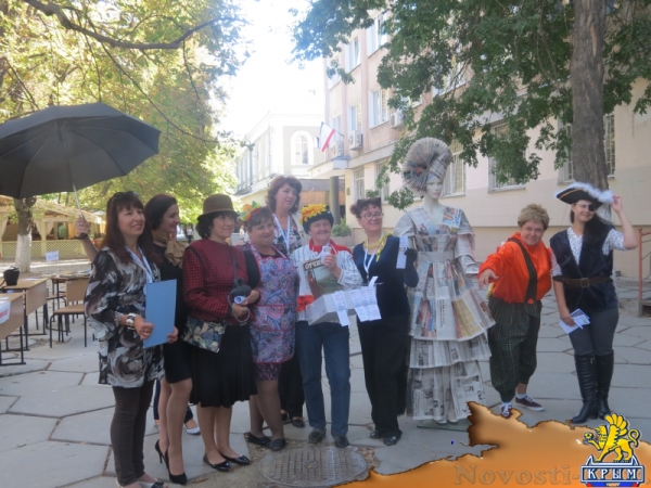 В ходе осеннего литературного фестиваля «КрымБукФест-2016» в центре Симферополе прошла культурно-просветительская акция «БиблиоСквер; книга, культура, досуг» (ФОТО) - «Общество Крыма»