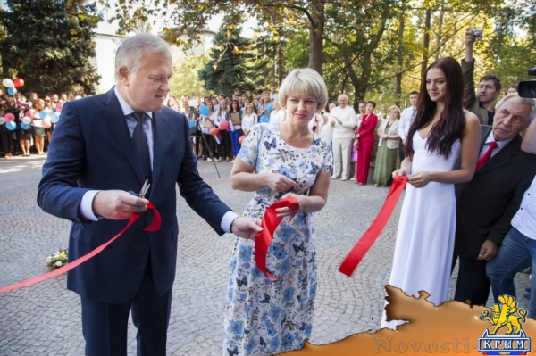 Севастопольский экономико-гуманитарный институт Крымского федерального университета отпраздновал свое новоселье (ФОТО) - «Общество Крыма»