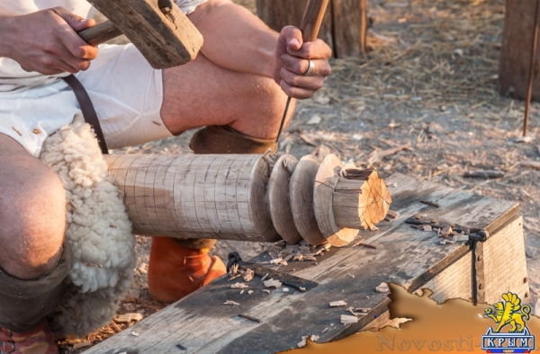 На военно-историческом фестивале записывали в ландскнехты и примеряли доспехи (ФОТОРЕПОРТАЖ) - «Общество Крыма»