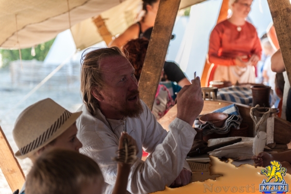 На Федюхиных высотах сошлись римские легионеры, русские дружинники и советские воины с БРМД (ФОТОРЕПОРТАЖ) - «Общество Крыма»