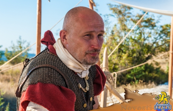 На Федюхиных высотах сошлись римские легионеры, русские дружинники и советские воины с БРМД (ФОТОРЕПОРТАЖ) - «Общество Крыма»