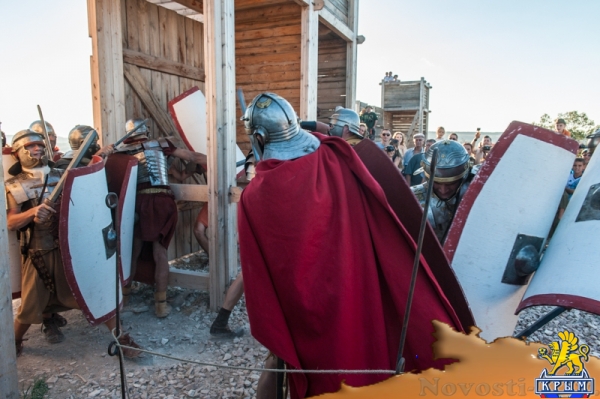 На Федюхиных высотах сошлись римские легионеры, русские дружинники и советские воины с БРМД (ФОТОРЕПОРТАЖ) - «Общество Крыма»