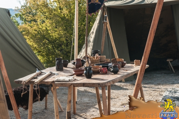 На Федюхиных высотах сошлись римские легионеры, русские дружинники и советские воины с БРМД (ФОТОРЕПОРТАЖ) - «Общество Крыма»