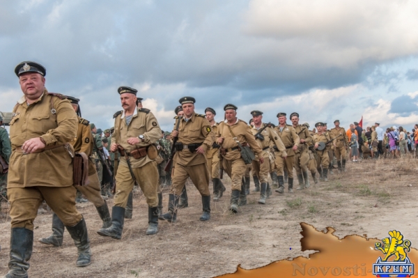 В финале военно-исторического фестиваля на Федюхиных высотах показали оборону и освобождение Севастополя (ФОТОРЕПОРТАЖ) - «Общество Крыма» В финале военно-исторического фестиваля на Федюхиных высотах показали оборону и освобождение Севастополя (ФОТОРЕПОРТАЖ) - «Общество Крыма»