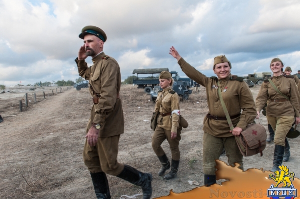 В финале военно-исторического фестиваля на Федюхиных высотах показали оборону и освобождение Севастополя (ФОТОРЕПОРТАЖ) - «Общество Крыма» В финале военно-исторического фестиваля на Федюхиных высотах показали оборону и освобождение Севастополя (ФОТОРЕПОРТАЖ) - «Общество Крыма»