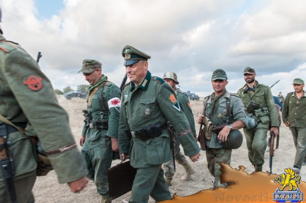 В финале военно-исторического фестиваля на Федюхиных высотах показали оборону и освобождение Севастополя (ФОТОРЕПОРТАЖ) - «Общество Крыма» В финале военно-исторического фестиваля на Федюхиных высотах показали оборону и освобождение Севастополя (ФОТОРЕПОРТАЖ) - «Общество Крыма»