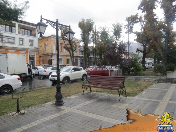 В Симферополе вандалы ломают скамейки и разрушают тротуар на улице Горького. При попустительстве полиции? (ФОТО) - «Происшедствия Крыма» В Симферополе вандалы ломают скамейки и разрушают тротуар на улице Горького. При попустительстве полиции? (ФОТО) - «Происшедствия Крыма»