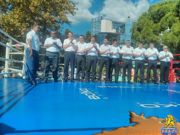 На международном турнире керченские боксеры «показали зубы» - «Керчь»