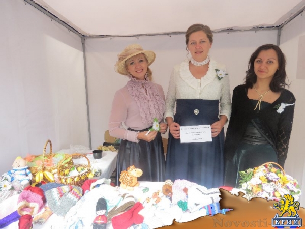 В Екатерининском саду Симферополя прошел благотворительный День Белого цветка (ФОТО) - «Общество Крыма»