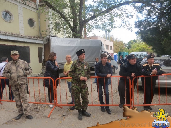 В Екатерининском саду Симферополя прошел благотворительный День Белого цветка (ФОТО) - «Общество Крыма»