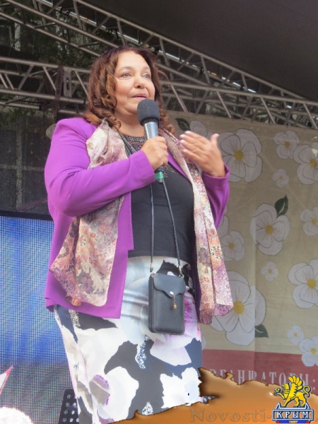 В Екатерининском саду Симферополя прошел благотворительный День Белого цветка (ФОТО) - «Общество Крыма»