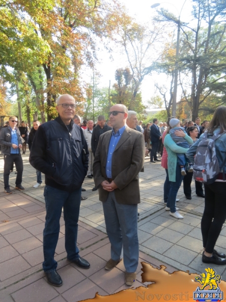 Симферополь празднует День Государственного герба и Государственного флага Республики Крым (ФОТО) - «Общество Крыма»