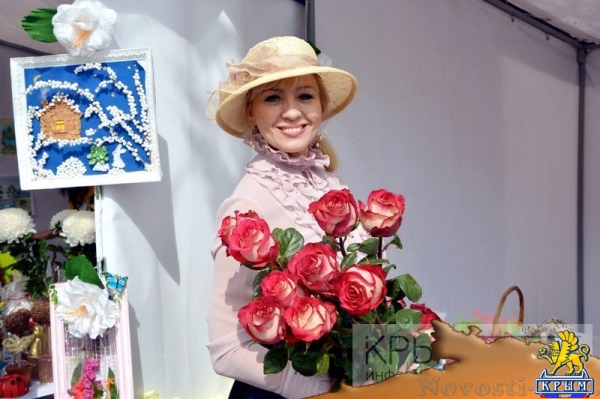 День благотворительности и милосердия «Белый цветок» собрал сотни крымчан и гостей полуострова в Симферополе (ФОТО) - «Общество Крыма»